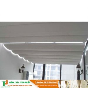 Rèm trần che giếng trời dạng kéo tay mã RT11