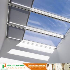 Rèm trần che mái kính dạng phẳng mã RT12