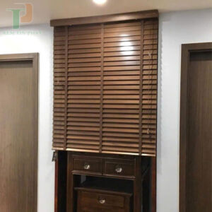 Rèm sáo gỗ che bàn thờ RGBT18