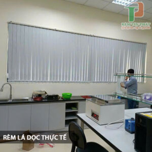 Rèm lá dọc văn phòng giá rẻ FTP25